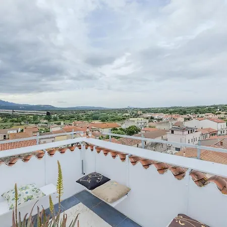 Monart Alpha And Omega - Rooftop & Privacy Apartment *